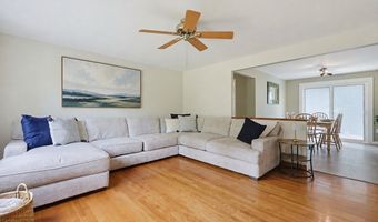 27 Bear Hill Rd, Cumberland, RI 02864