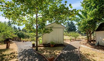 19600 S SOUTH END Rd, Oregon City, OR 97045