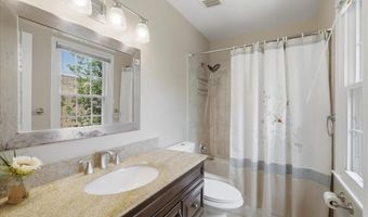 3714 MOUNT AIREY Ln, Annandale, VA 22003
