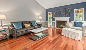 3801 WASHINGTON WOODS Dr, Alexandria, VA 22309