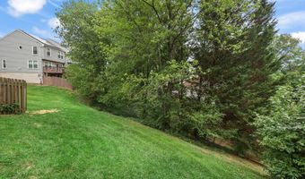 2213 S POLLARD St, Arlington, VA 22204
