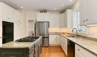 3706 RUST Rd, Annandale, VA 22003