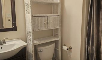 10218 ARIZONA Cir 16, Bethesda, MD 20817