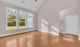 519 Huntington Dr, Ball Ground, GA 30107