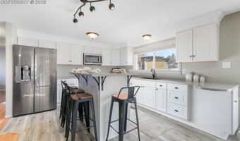 870 Hemlock Way, Broomfield, CO 80020