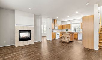 935 67th St SE, Auburn, WA 98092