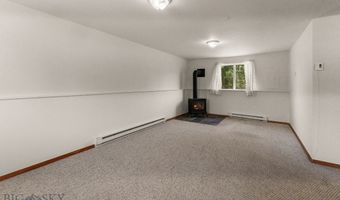 493 Secretariat Cir, Belgrade, MT 59714