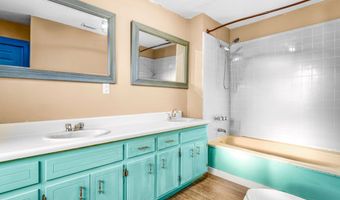 5 Big Oaks Dr, Apalachicola, FL 32320