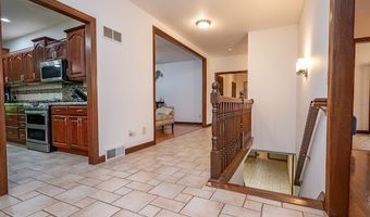 6904 Ruby Ct, Austintown, OH 44515