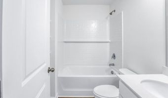 6042 Willutuck Dr, Boiling Springs, SC 29316