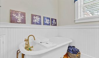906 S Presley St, Atmore, AL 36502