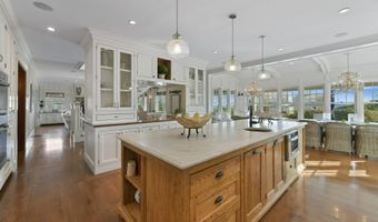 22 Kent Rd, Barnstable, MA 02630