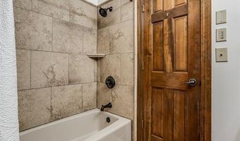 2216 Heidi Ct, Bartlesville, OK 74006