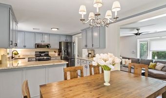 18 Mann St, Bellingham, MA 02019