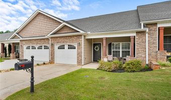 53 Hillsborough Dr, Anderson, SC 29621