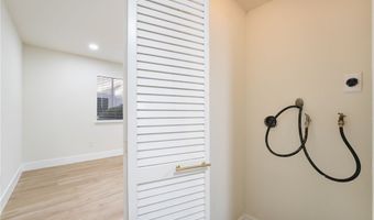 5064 Spencer St A, Las Vegas, NV 89119