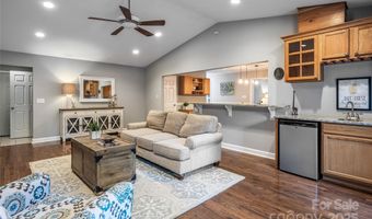 315 Glenn Bridge Rd, Arden, NC 28704