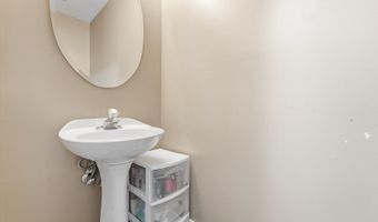 1 Regal Ct, Algonquin, IL 60102