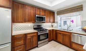 7767 Caminito Monarca 102, Carlsbad, CA 92009