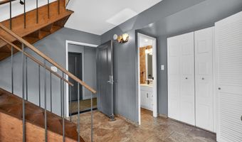 5300 COLUMBIA Pike 701, Arlington, VA 22204