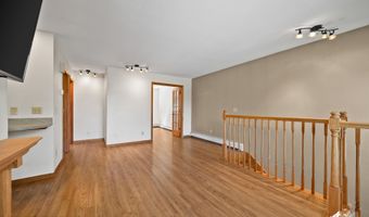 2044 Stonegate Cir, Anchorage, AK 99515