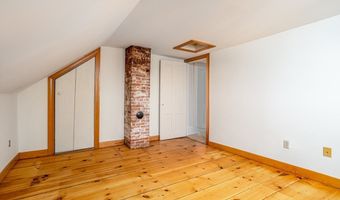 40 Washington St, Ayer, MA 01432