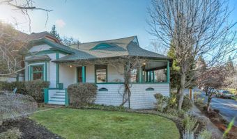 19 Gresham St, Ashland, OR 97520
