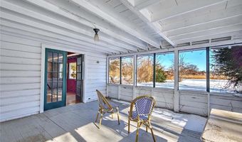 74 ADAMS POINT Rd, Barrington, RI 02806