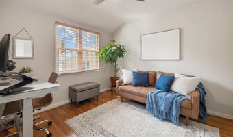2312 N DEARING St, Alexandria, VA 22302