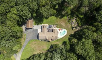 71 Olde Orchard Rd, Clinton, CT 06413