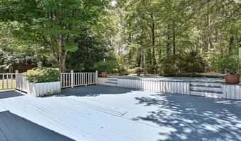 620 River Oaks Ln, Charlotte, NC 28226