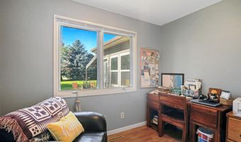 12927 Ironwood Dr, Aberdeen, SD 57401