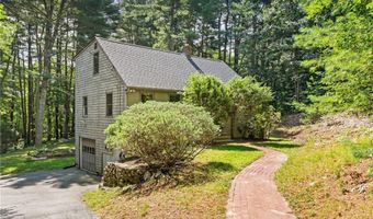 30 Pacheco Dr, North Smithfield, RI 02896