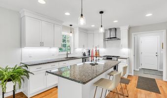 650 Dunn Rd, Coventry, CT 06238