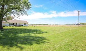 7164 State Route T Hwy, Amazonia, MO 64421