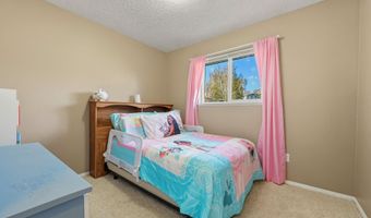 703 Circle Dr, Buffalo, WY 82834