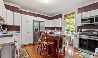 202 Paine St, Bellingham, MA 02019