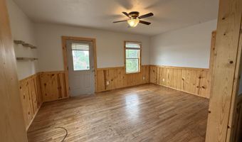 622 E 3RD St, Cheyenne, WY 82007