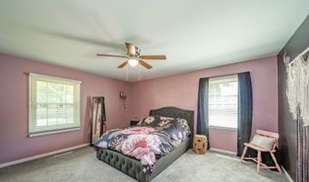 1641 Hillcrest Ave, Anderson, IN 46011