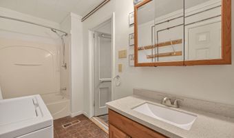 226 W Union St, Athens, OH 45701
