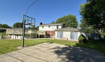 6419 Woodwind Dr, Indianapolis, IN 46217