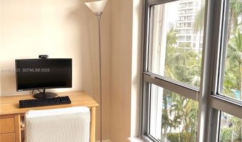 19195 NE 36th Ct 402, Aventura, FL 33180