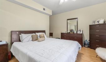 96 W 18TH St, Bayonne, NJ 07002