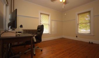 125 Grove St, Bangor, ME 04401