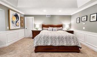 8140 134th St W, Apple Valley, MN 55124