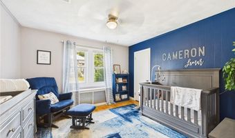 30 Alvin St, Warwick, RI 02886