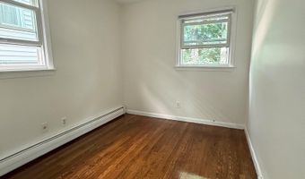 696 AVENUE E Floor 1, Bayonne, NJ 07002