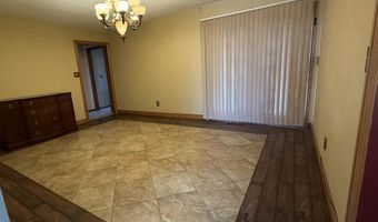 1011 12000 Rd, Altamont, KS 67330