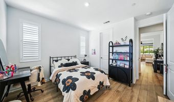 2428 Monroe Pl, Escondido, CA 92027