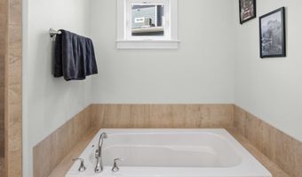 230 MARITIME Ln, Astoria, OR 97103